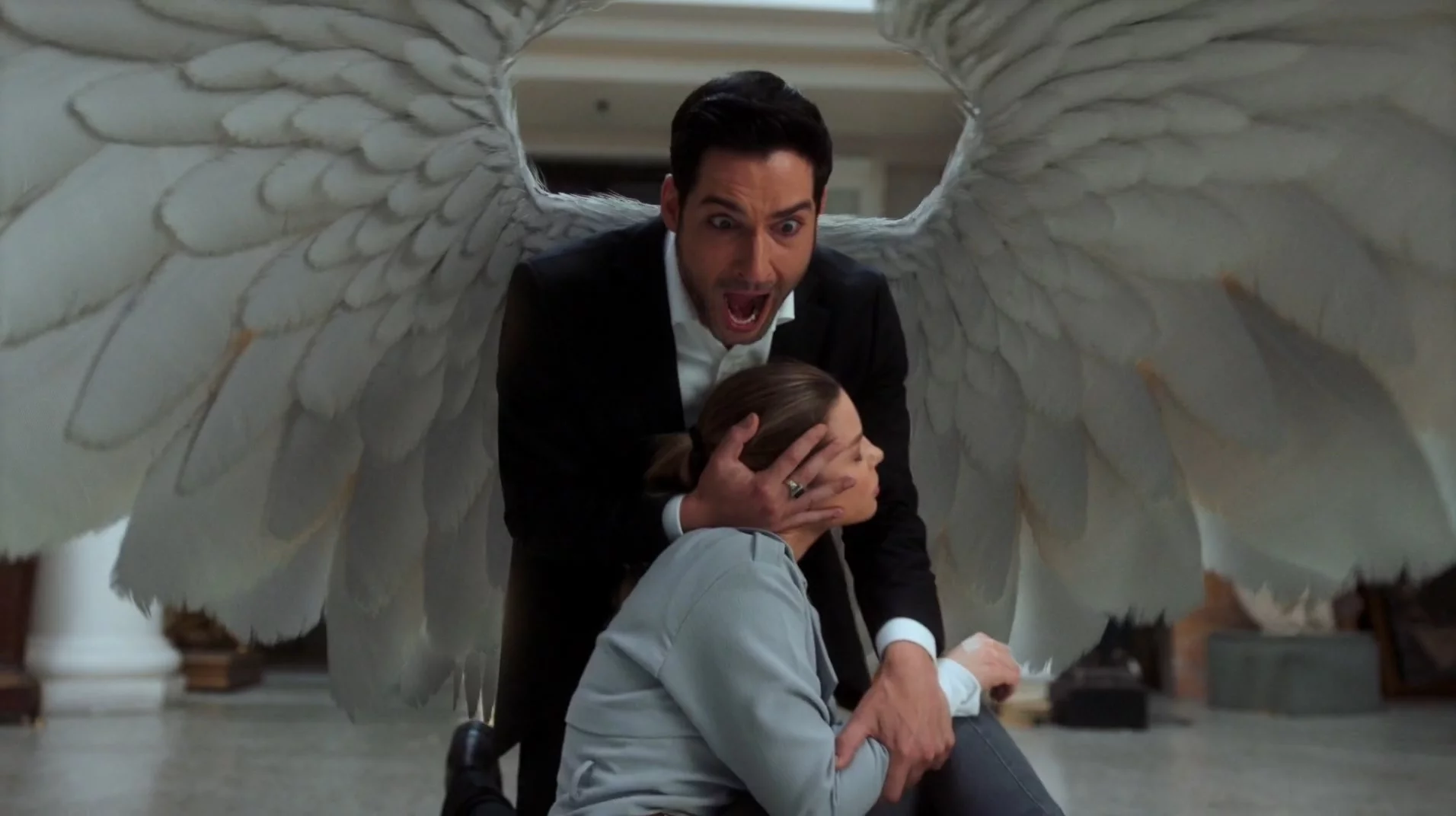 Lucifer.s03e24_20180516_214131.jpg